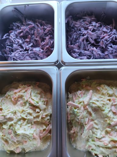 Cole Slaw Rot und Weiß